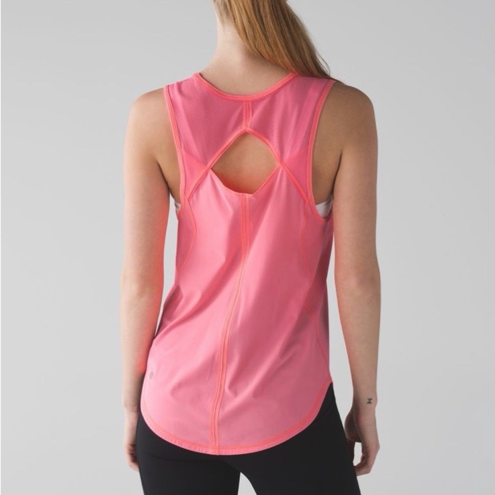 NWT- Lululemon Sculpt Tank II light coral